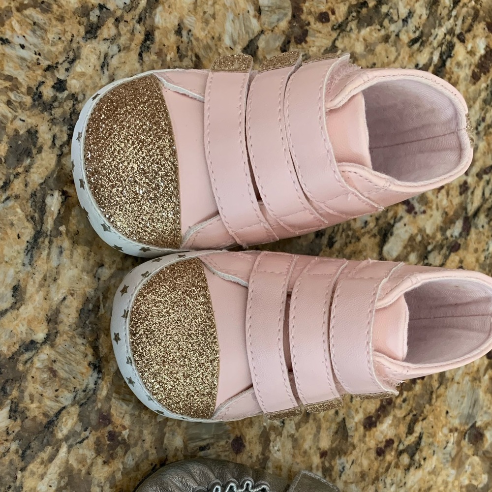Robeez shoes